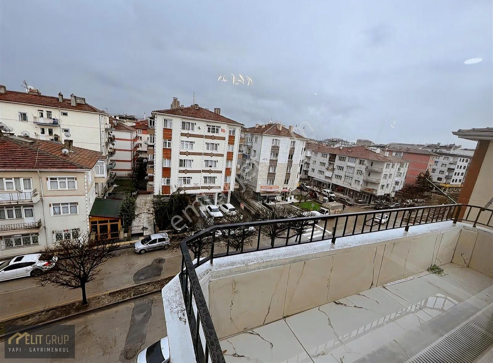 İstasyon Mahallesinde Ön Cepheli Full+full Yapılı Satılık Daire - Görsel 7