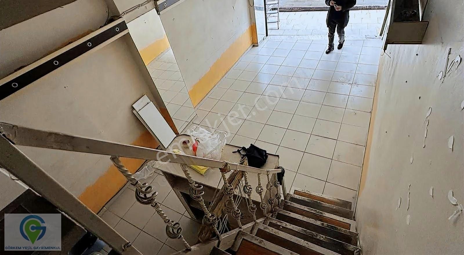 Şirinevler Mahmutbey Caddesi Yaya Ve Araç Trafiği Üzeri İşyeri - Görsel 6