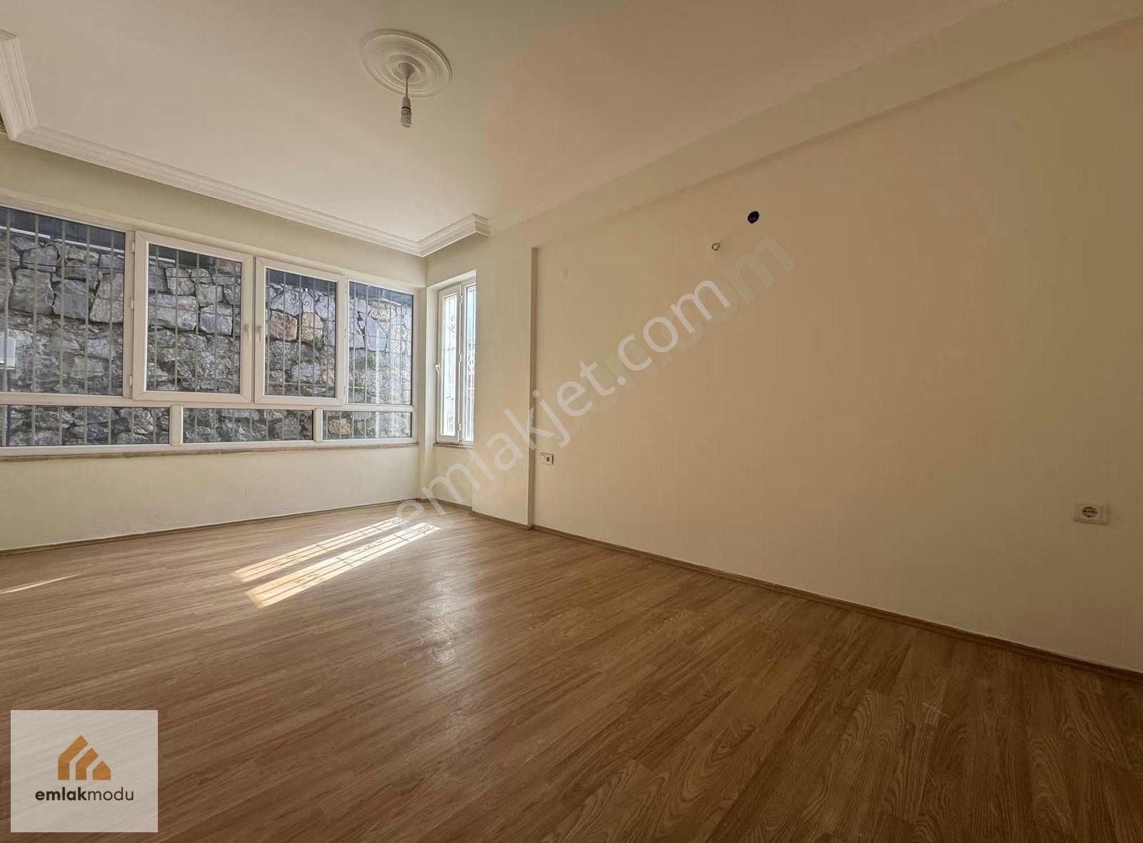 Patlangıç Mahallesi'nde Deniz Manzaralı Satılık 6+2 Daire - Görsel 26