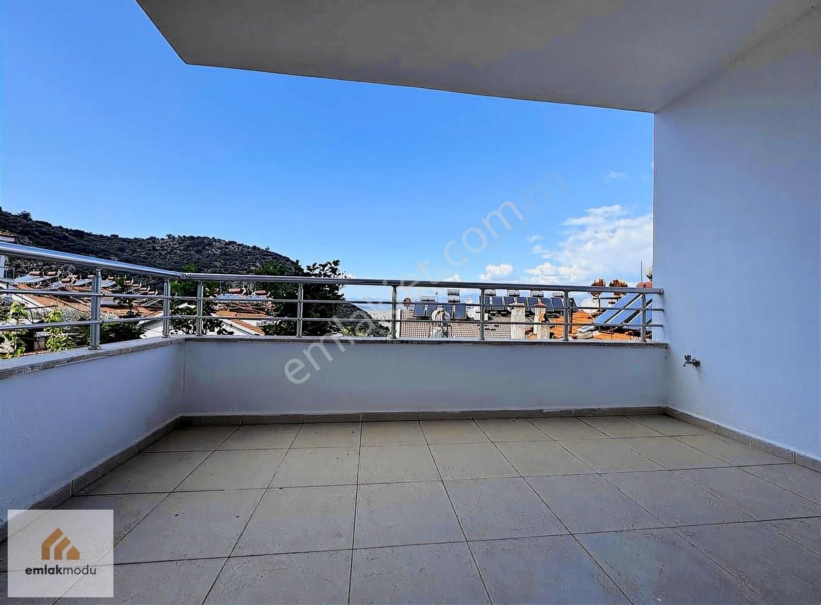 Patlangıç Mahallesi'nde Deniz Manzaralı Satılık 6+2 Daire - Görsel 25