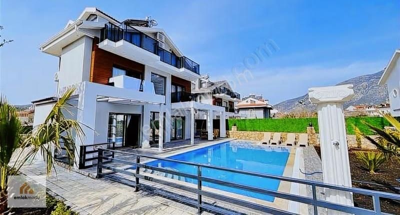 Emlakmodu'ndan Ovacık'ta Müstakil 4+1 Havuzlu Kiralık Villa - Görsel 13