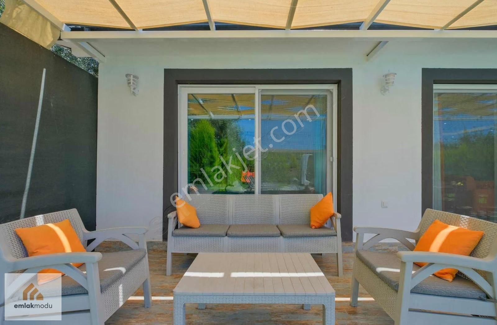 Fethiye Merkezi Lokasyonda 2+1 Eşyalı Müstakil Villa - Görsel 17