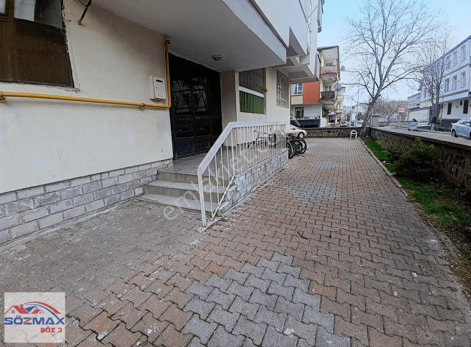 Mevlana'da Cadde Cepheli Satılık 3+1 Daire - Görsel 7