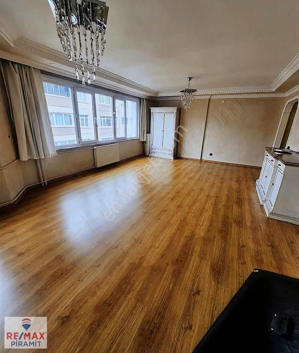 Gökdeniz Sitesinde Arakat İçerisi Bakımlı - Görsel 26