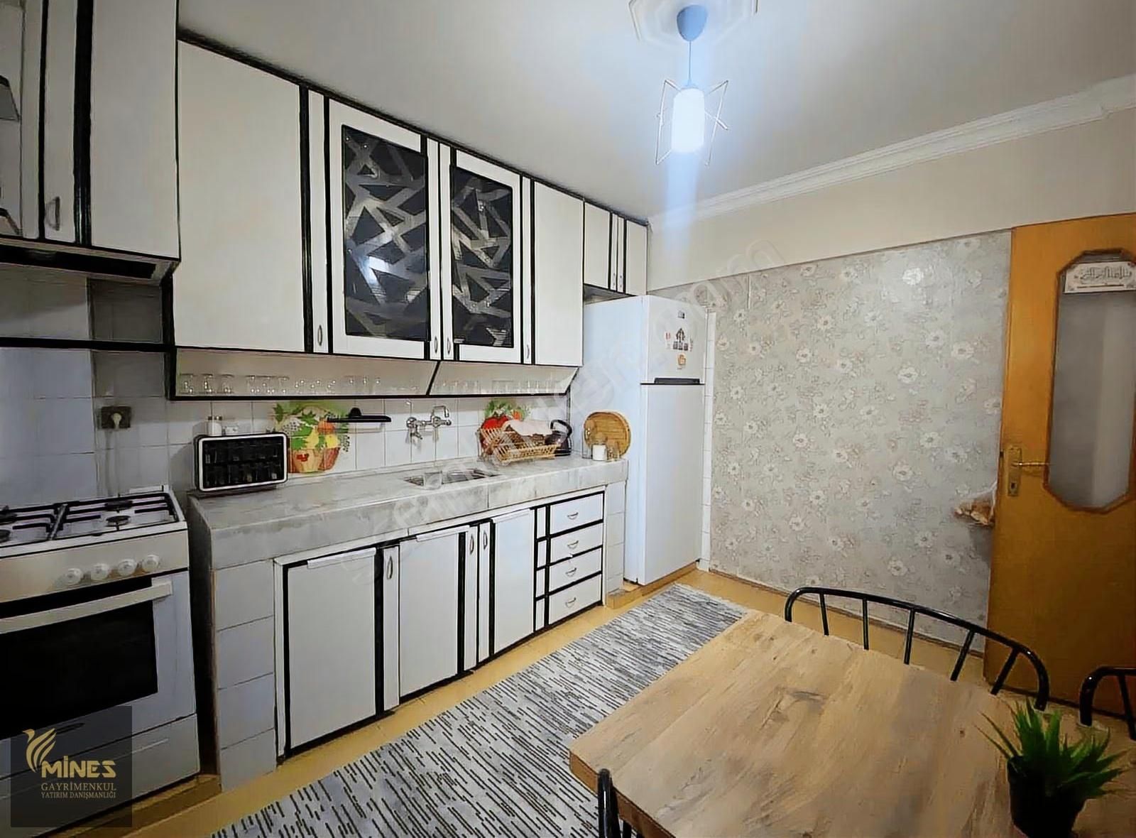 Sekiz Eylülde Hastane Ve Okullara Yakın 110 M² 2+1 Satılık Daire - Görsel 8