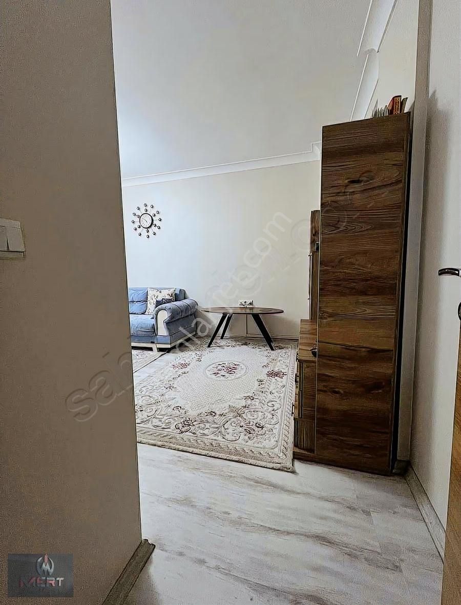 Metroya 2 Dk 2+1 Güney Cephe Asansörlü Balkonlu İskanlı Ara Kat - Görsel 20