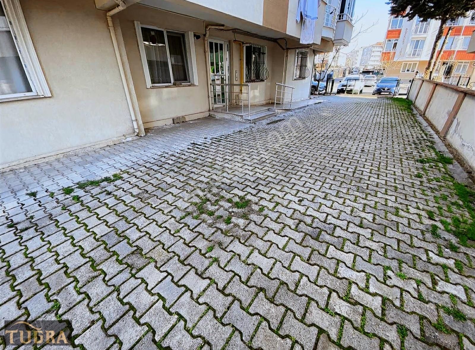 Tuğradan Kıvanç'ta İskanlı 3+1 Arakat Satılık Daire - Görsel 6