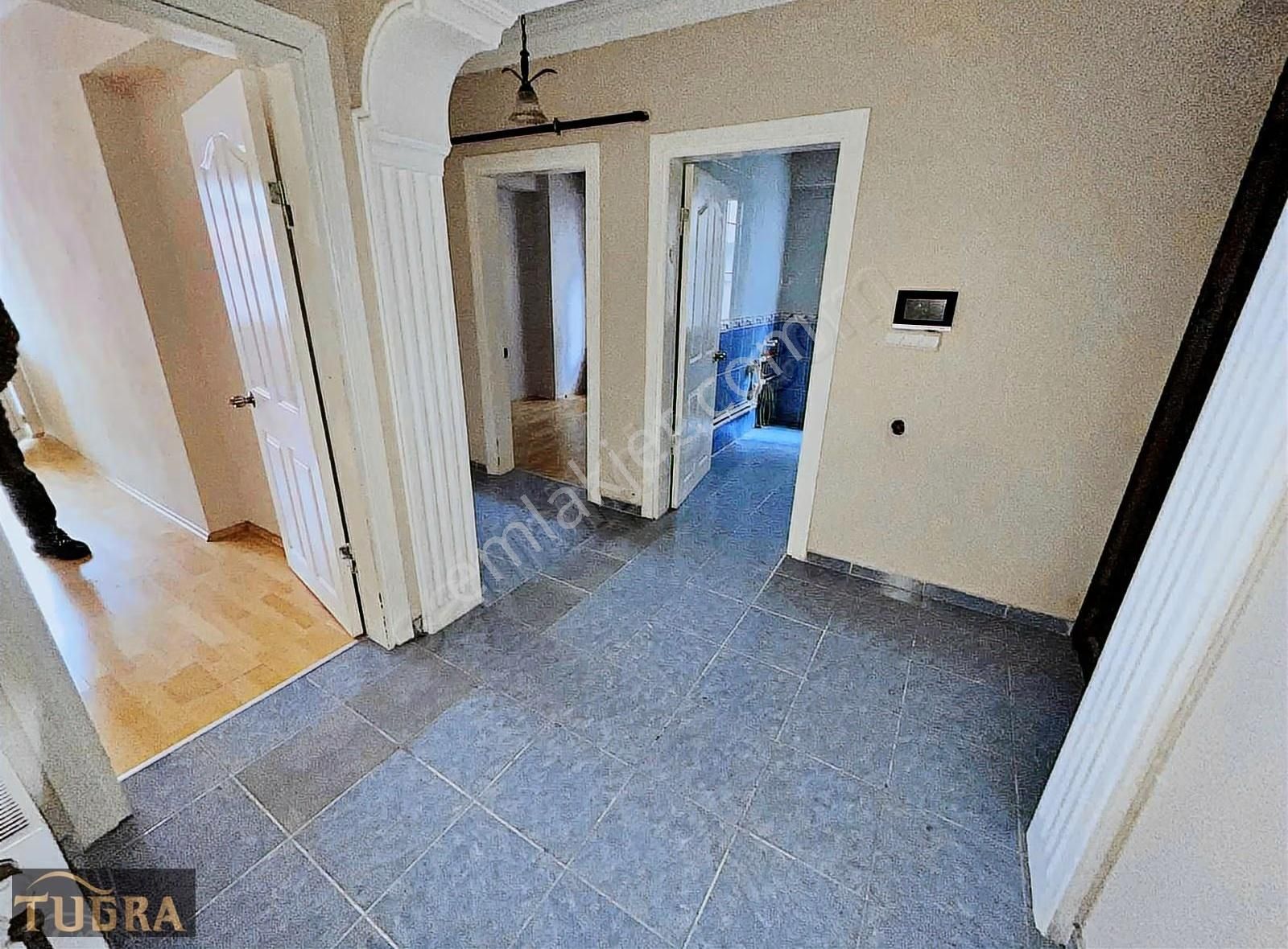 Tuğradan Reşadiye'de Arakat 2+1 Balkonlu Satılık Daire - Görsel 21