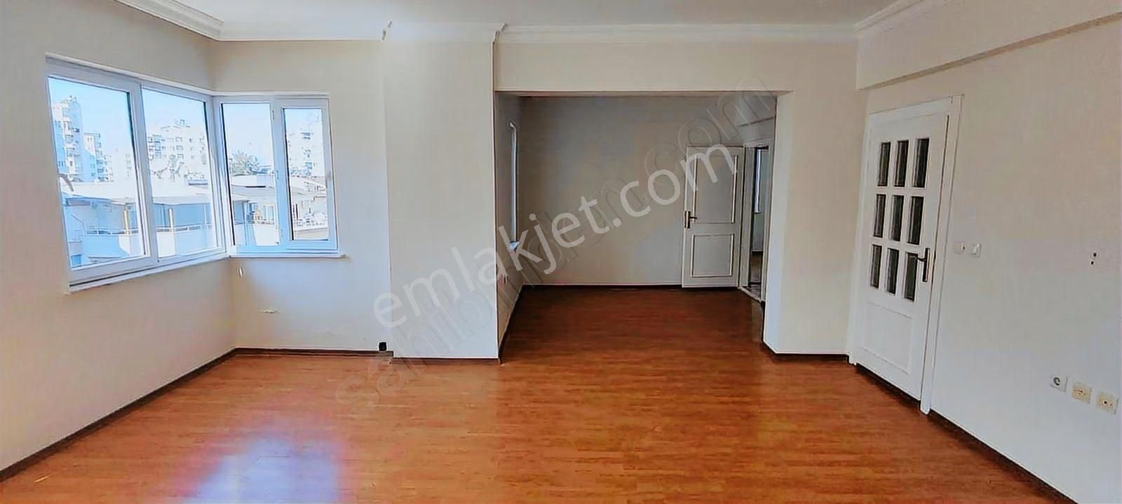 Güzeloba Ortaokulu Arkası Sitede Asansörlü 3+1ayri Mutfak 29000 - Görsel 13