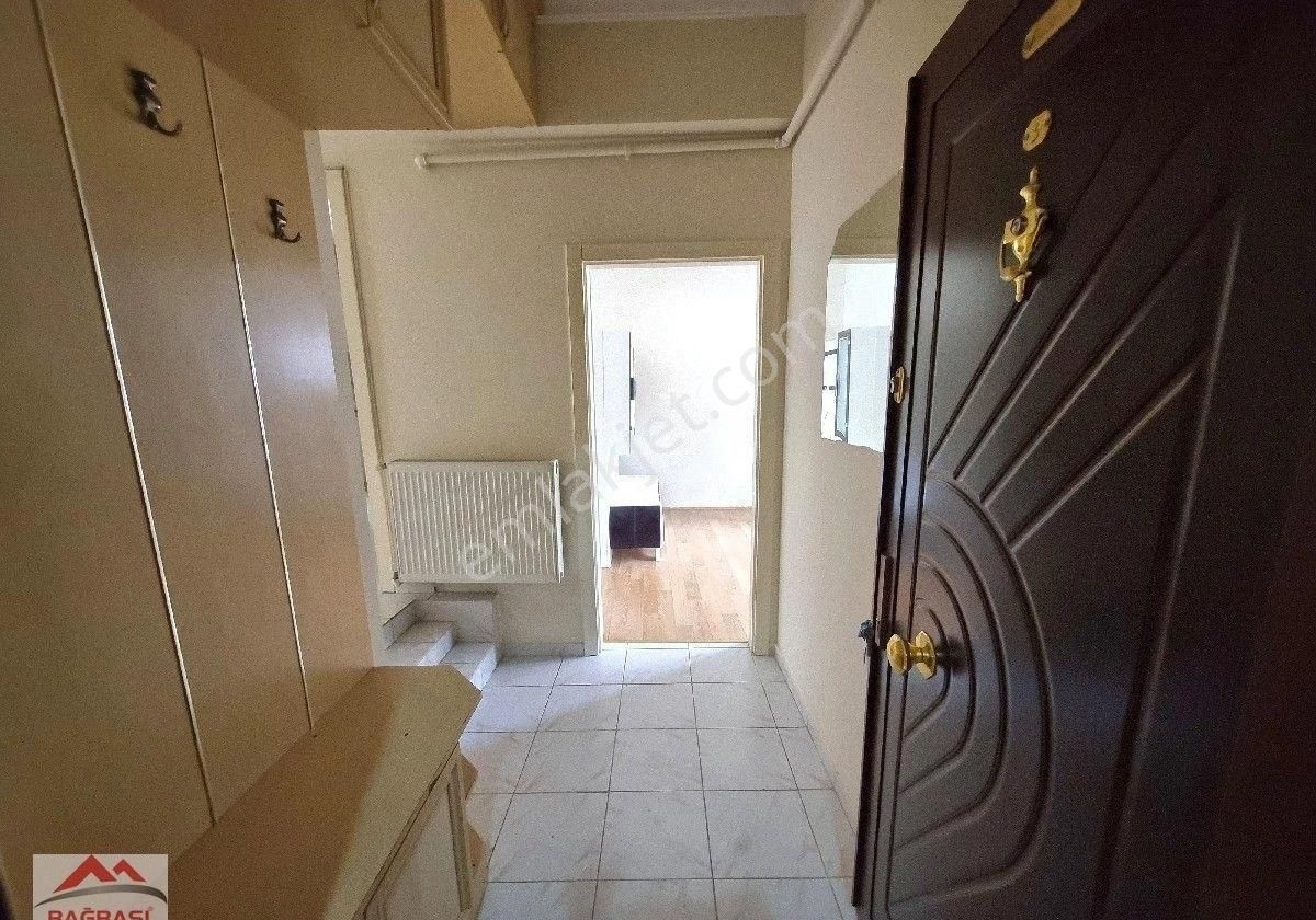 Kardeşler'de 2+1 Yüksek Giriş (altta Dairevar) 2-balkonlu Yapılı - Görsel 21