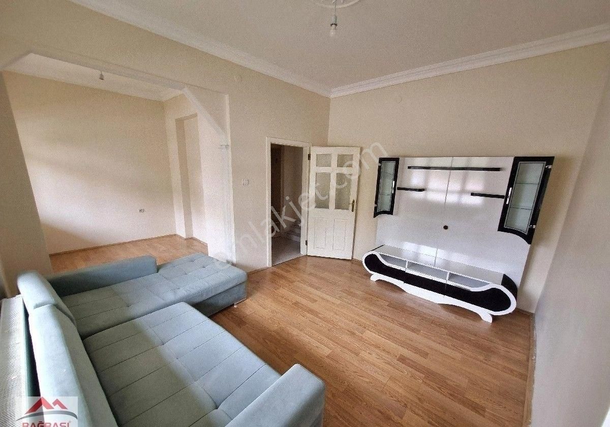 Kardeşler'de 2+1 Yüksek Giriş (altta Dairevar) 2-balkonlu Yapılı - Görsel 14