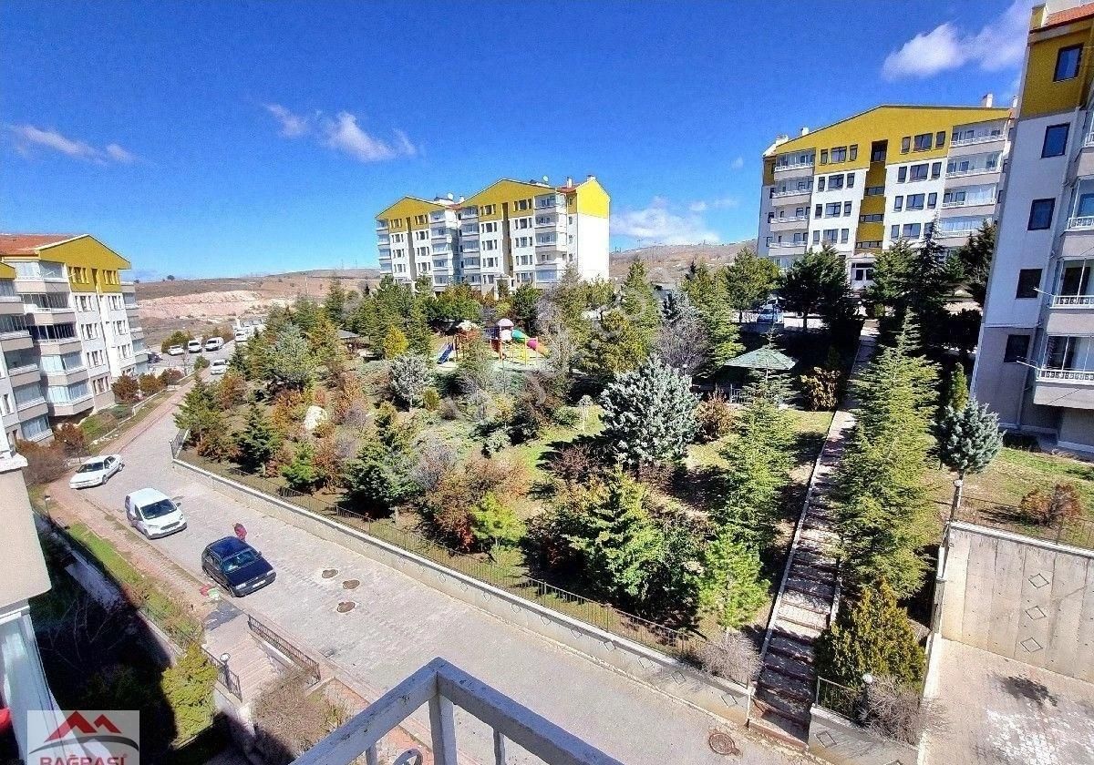 Bağbaşı'dan Site İçerisinde 4.kat(üstkat) 3+1 Çift Banyolu Manzaralı - Görsel 16