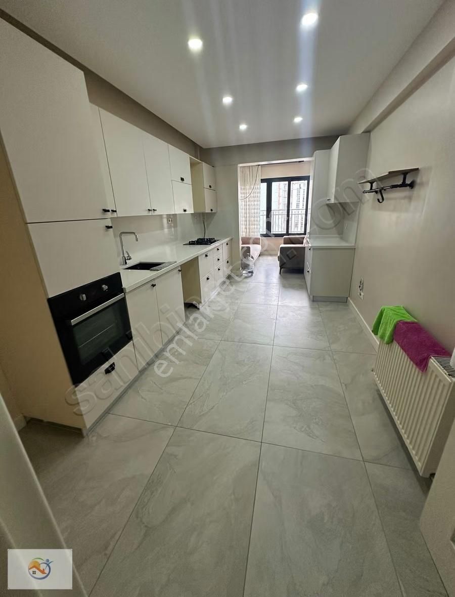 Prestij Evleri Sitesinde Kısmi Eşyalı Kiralık 3+1 Daire - Görsel 17