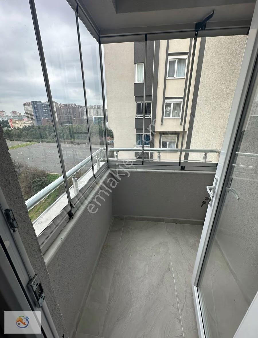 Prestij Evleri Sitesinde Kısmi Eşyalı Kiralık 3+1 Daire - Görsel 26