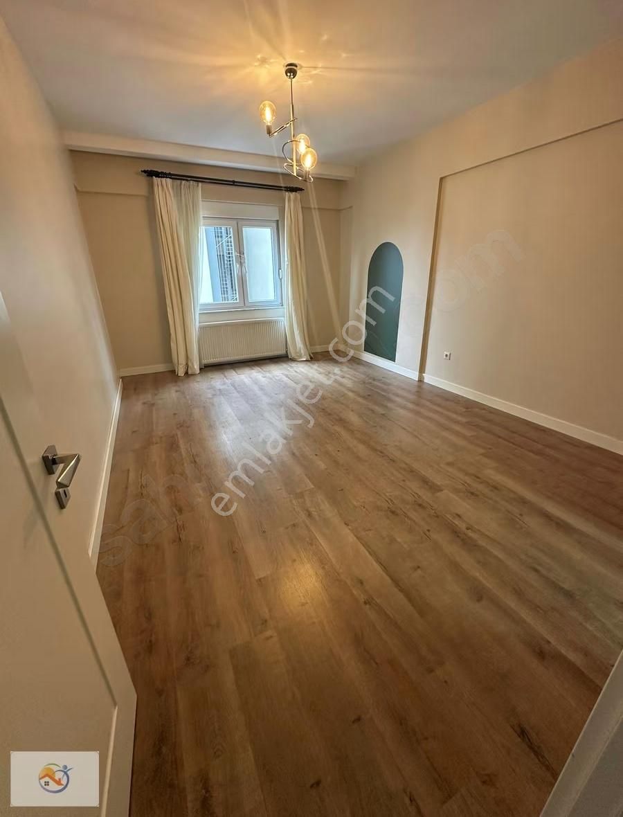 Prestij Evleri Sitesinde Kısmi Eşyalı Kiralık 3+1 Daire - Görsel 6