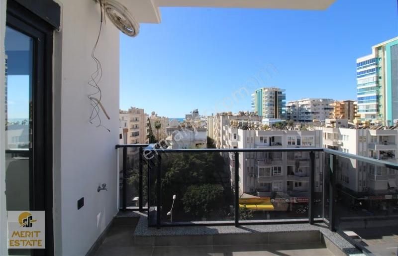 Mahmutlar Merkez Yenib Bina Eşyasız Kiralık 1+1 Daire - Görsel 14