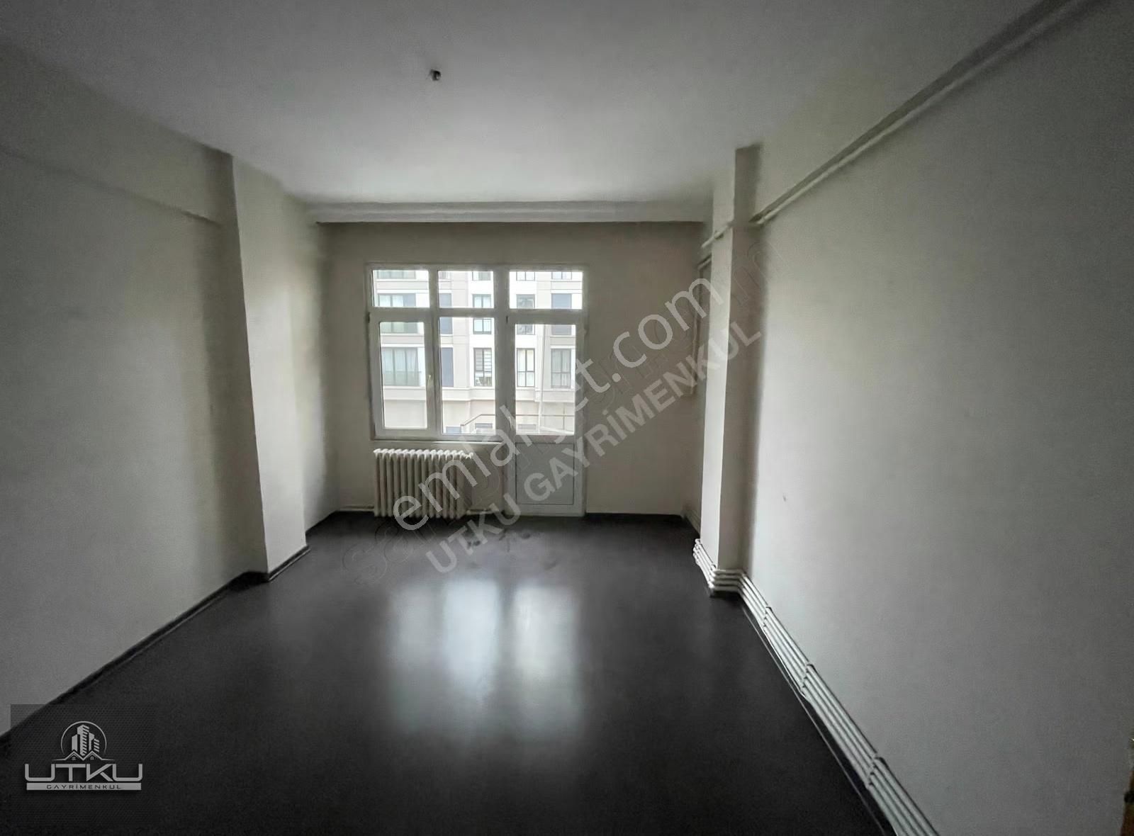 Utkudan Erenköyde Marmaraya Yakın Balkonlu 90 M2 Net Satılık 2+1 - Görsel 9