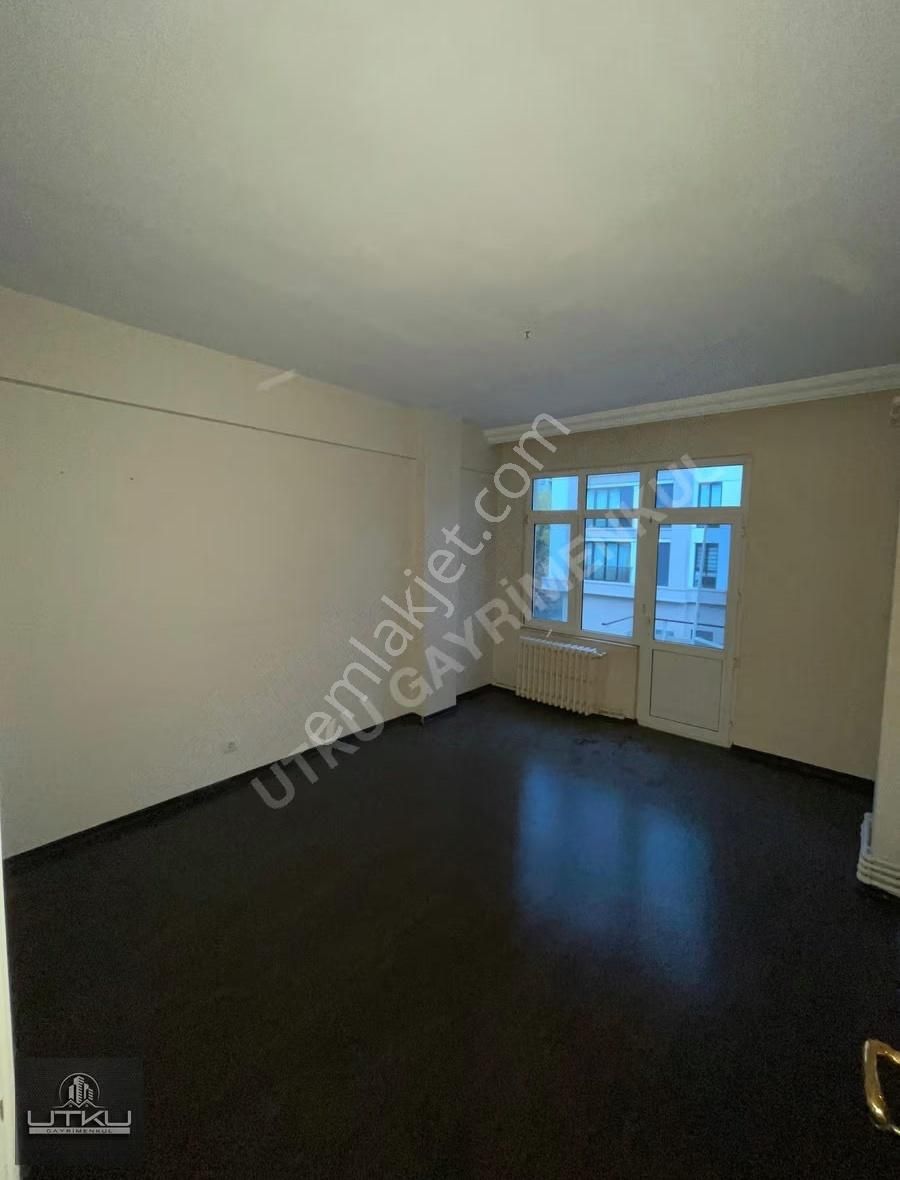 Utkudan Erenköyde Marmaraya Yakın Balkonlu 90 M2 Net Satılık 2+1 - Görsel 4