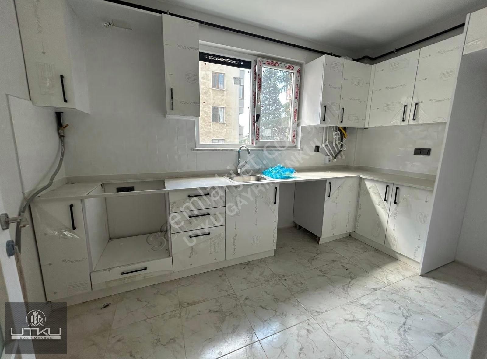 Utkudan Bostancıda Balkonlu Ebeveynli Sıfır Binada Satılık 3+1 - Görsel 21