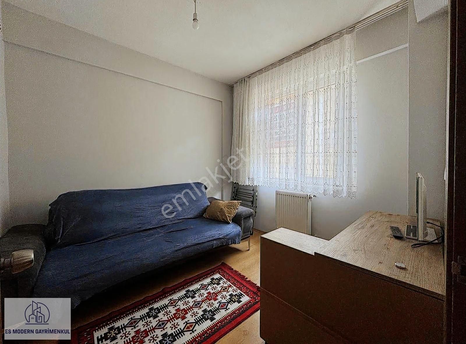 Abonelikleri Açık Yenibağlar'da 1+1 Eşyalı Temiz Daire - Görsel 3