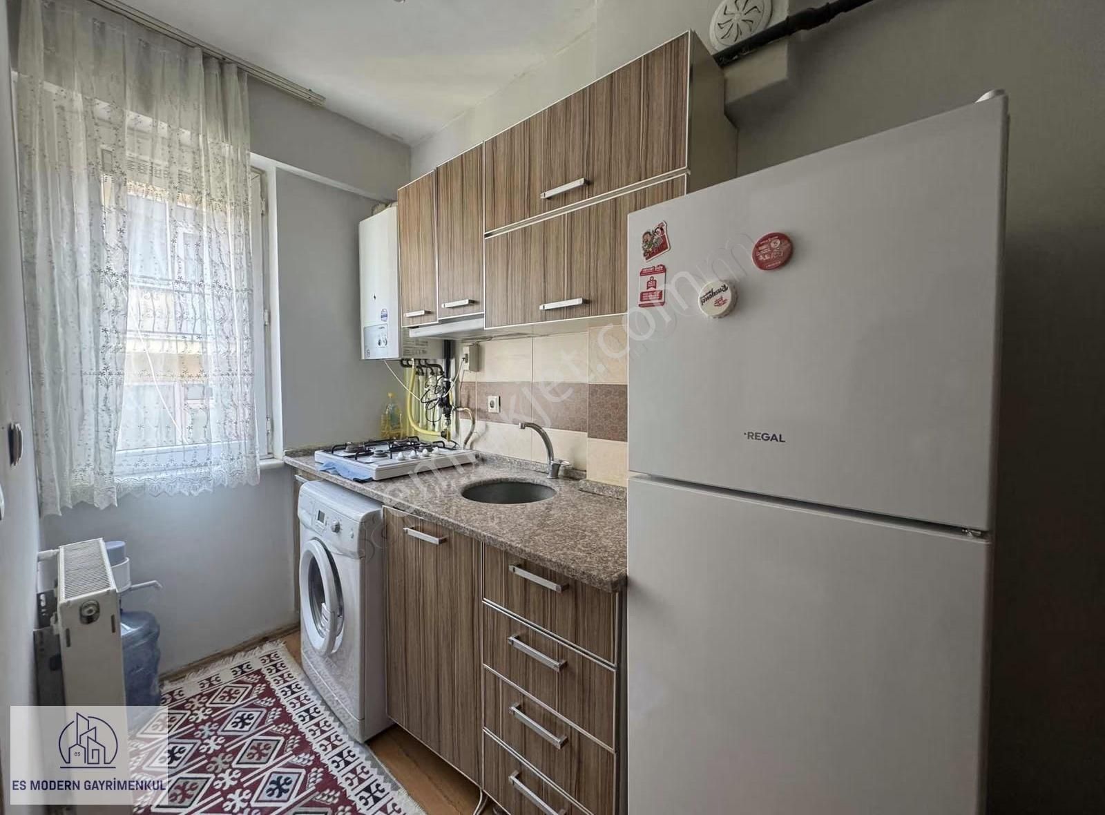 Abonelikleri Açık Yenibağlar'da 1+1 Eşyalı Temiz Daire - Görsel 5