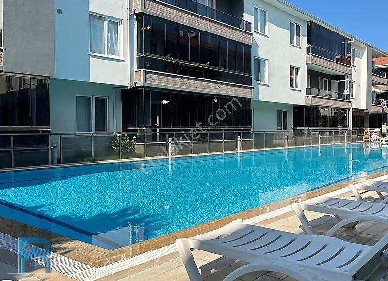 Havuzlu Site Konforu Ekonomik Fiyat Avantajı İle Eviniz Rota'da