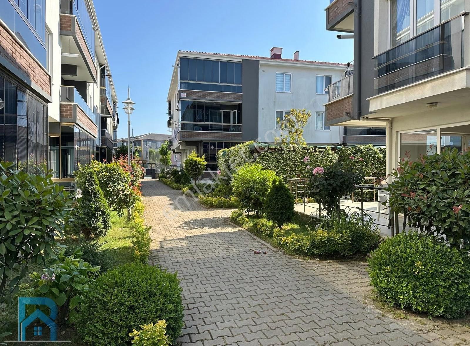 Havuzlu Site Konforu Ekonomik Fiyat Avantajı İle Eviniz Rota'da - Görsel 10