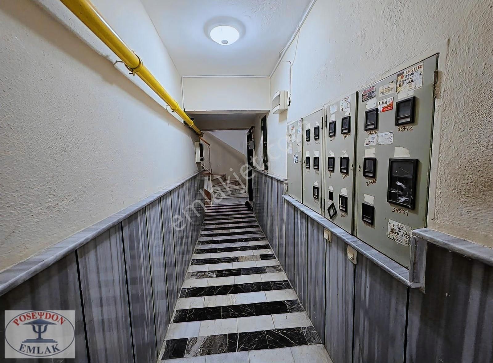 Cevatpaşa'da Cadde Üzerinde Satılık 3+1 Daire - Görsel 8