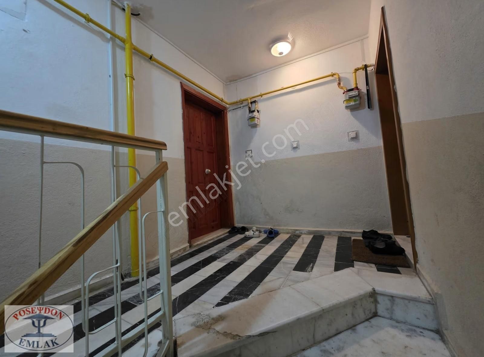 Cevatpaşa'da Cadde Üzerinde Satılık 3+1 Daire - Görsel 7