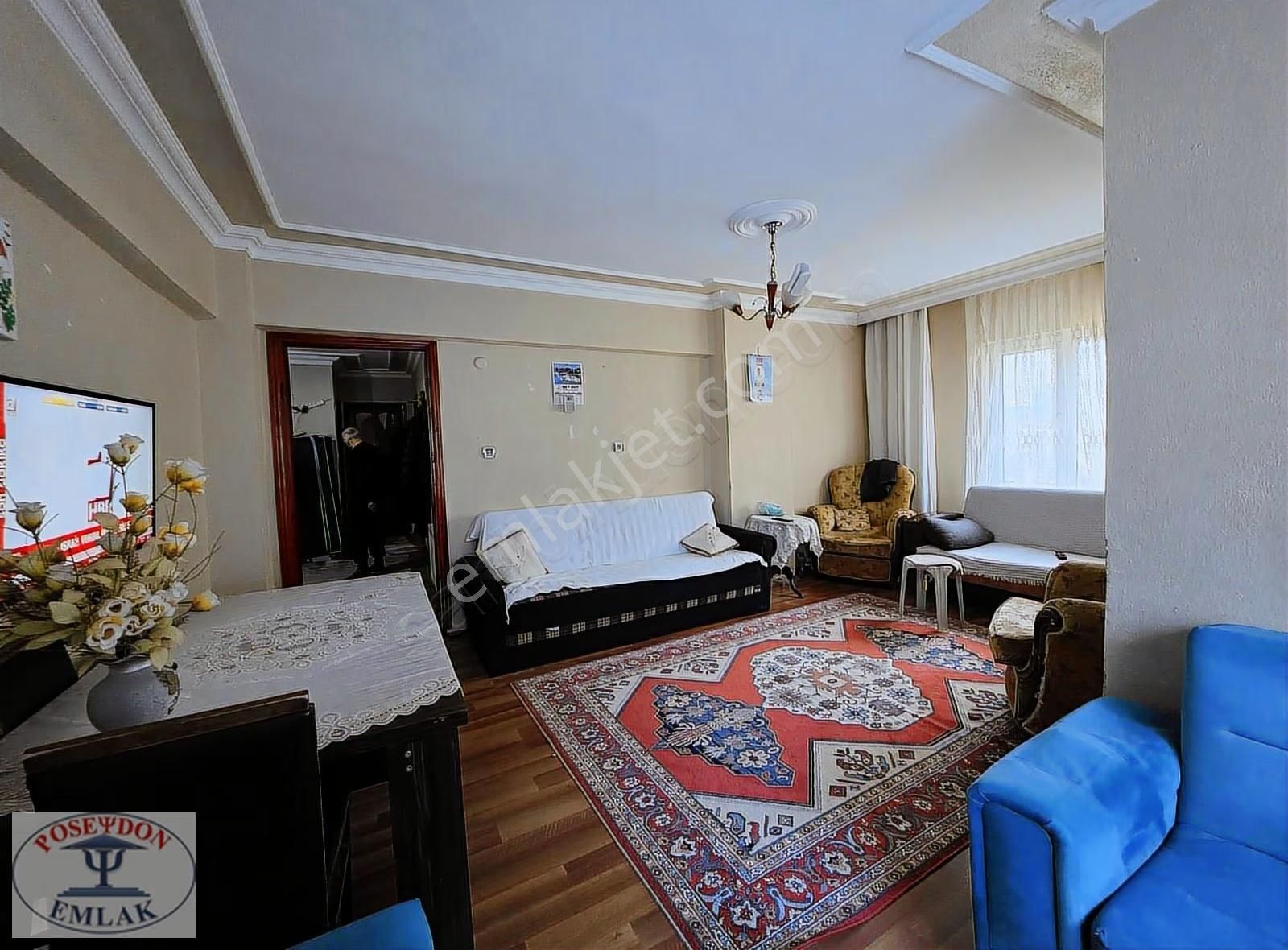 Cevatpaşa'da Cadde Üzerinde Satılık 3+1 Daire - Görsel 2