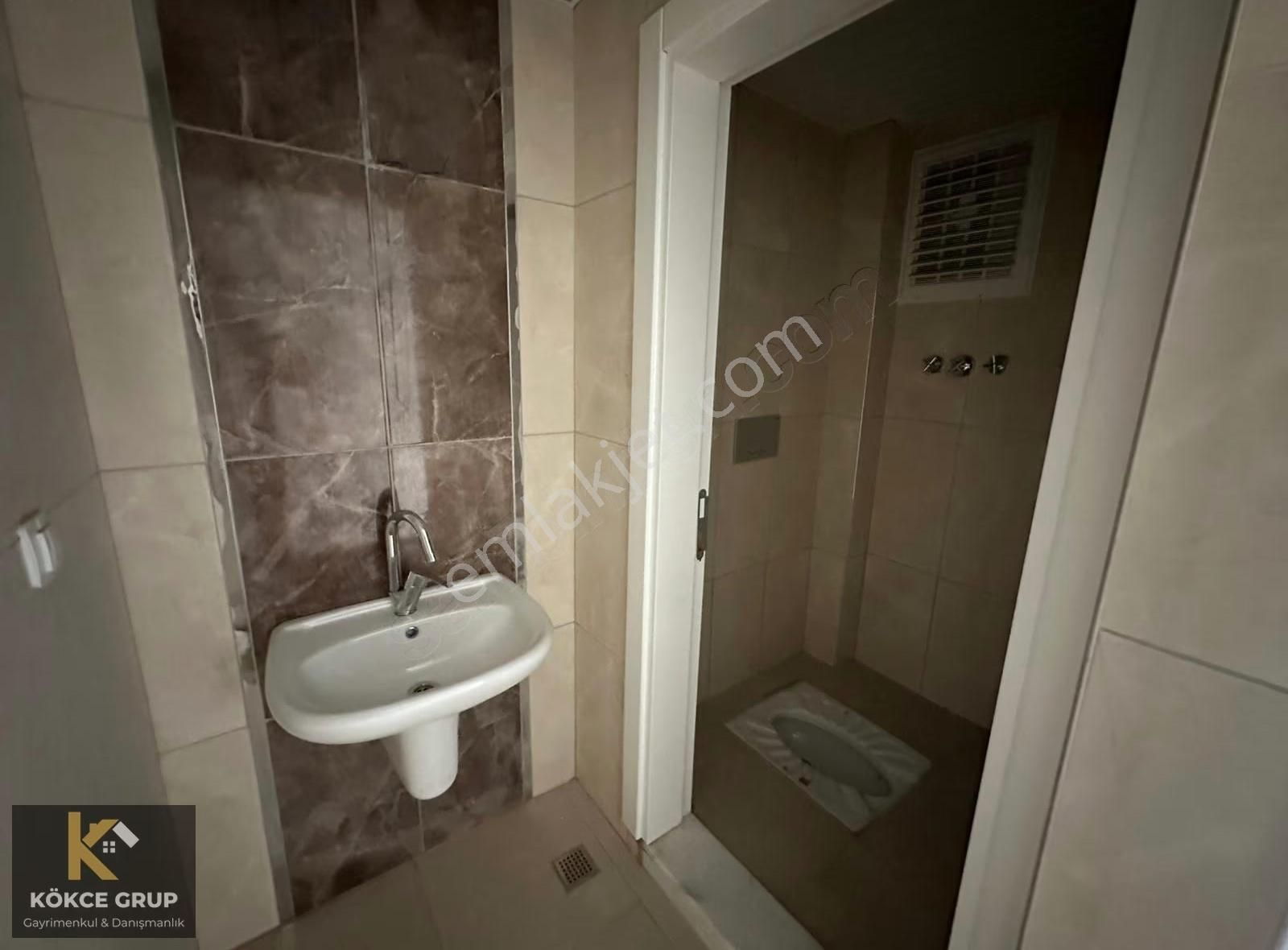 Kökce'den 2+1 Ebeveyn Banyolu Alaturkalı Ayrı Mutfaklı 95 M2 - Görsel 3