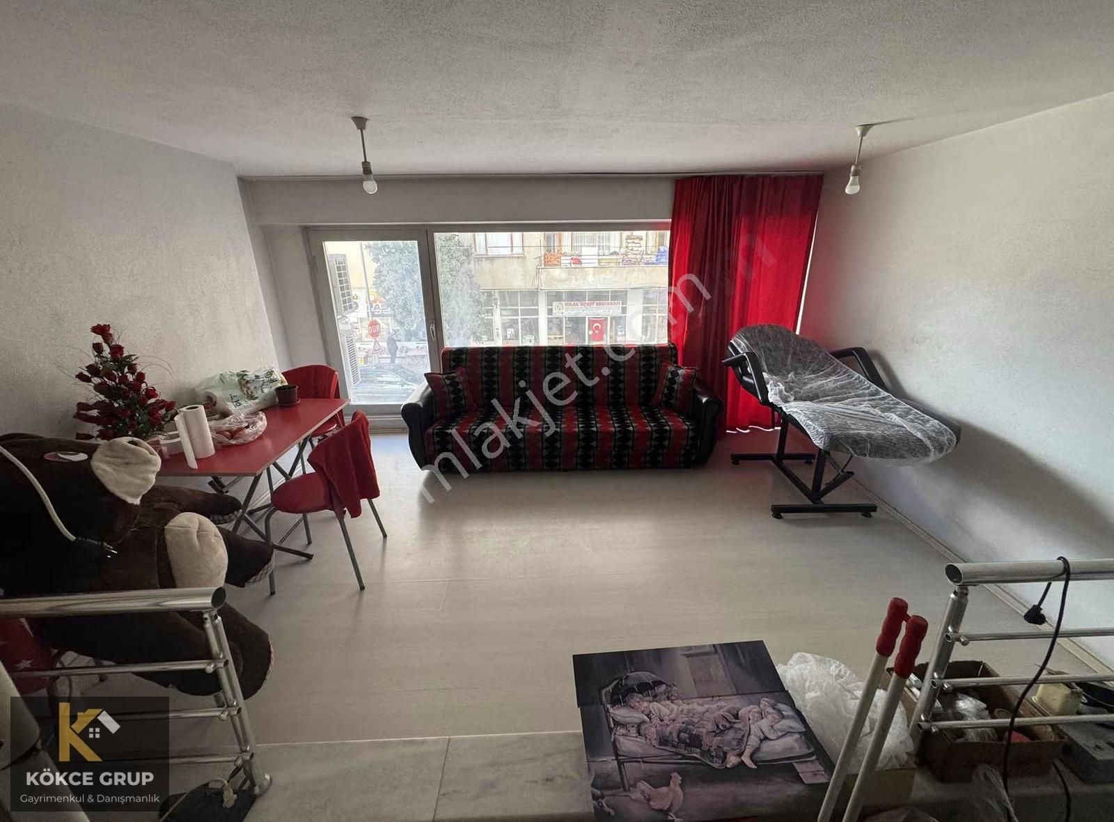 Kökce'den Satılık İşlek Caddede Asma Katlı 60m2 Dükkan - Görsel 3