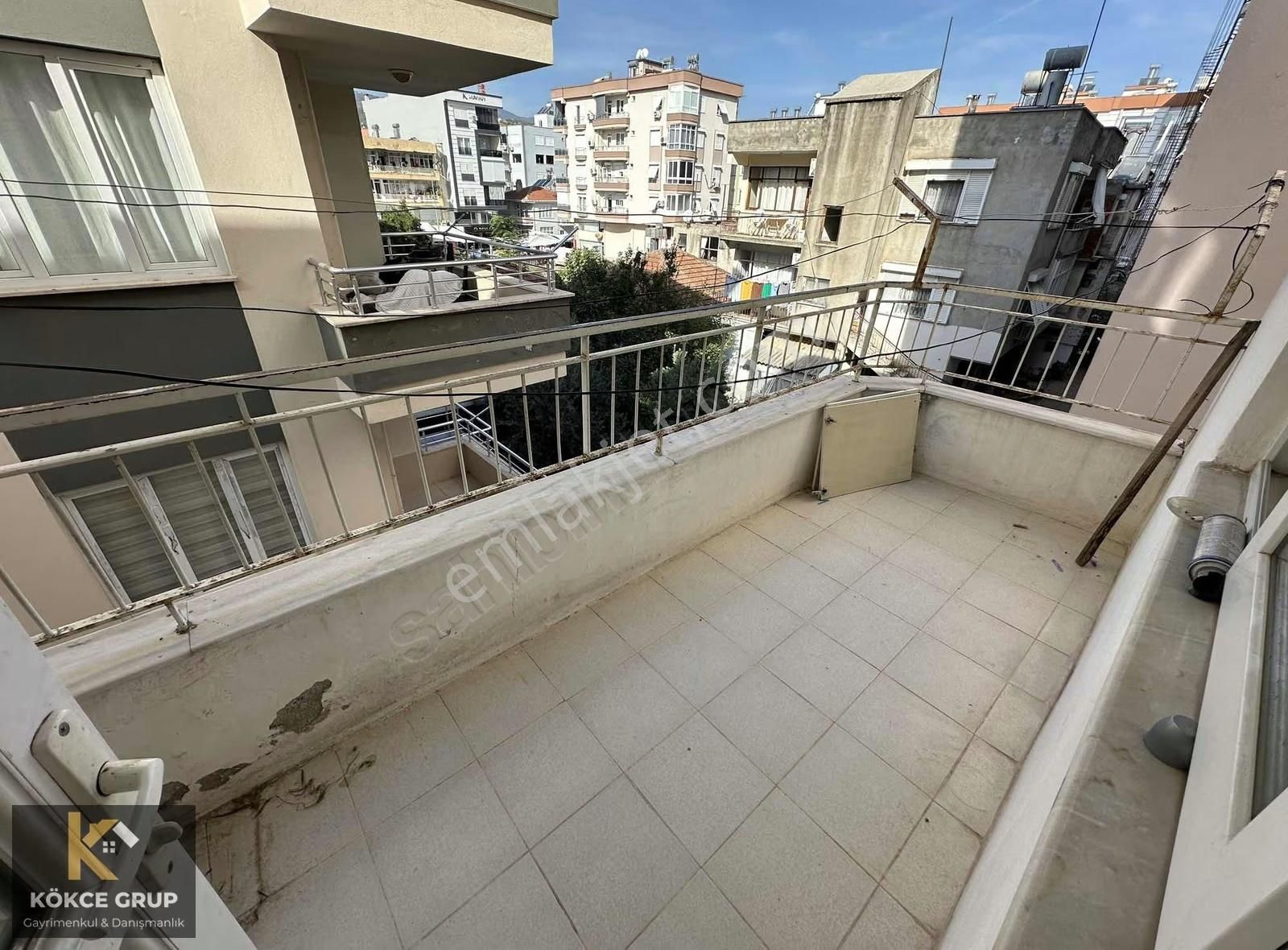 Kökce'den 3+1 Geniş Merkezi Konum Ara Kat Satılık Daire - Görsel 12