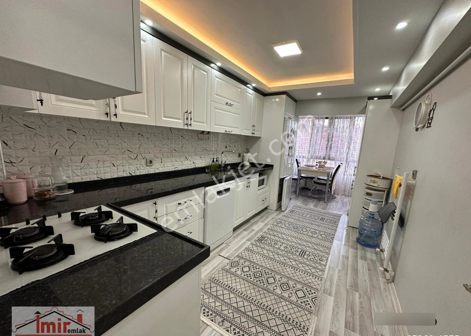 İmir Emlak Ofisinden 3+1 3.kat 120m2 Satı Öztürk Yakını Yapılı