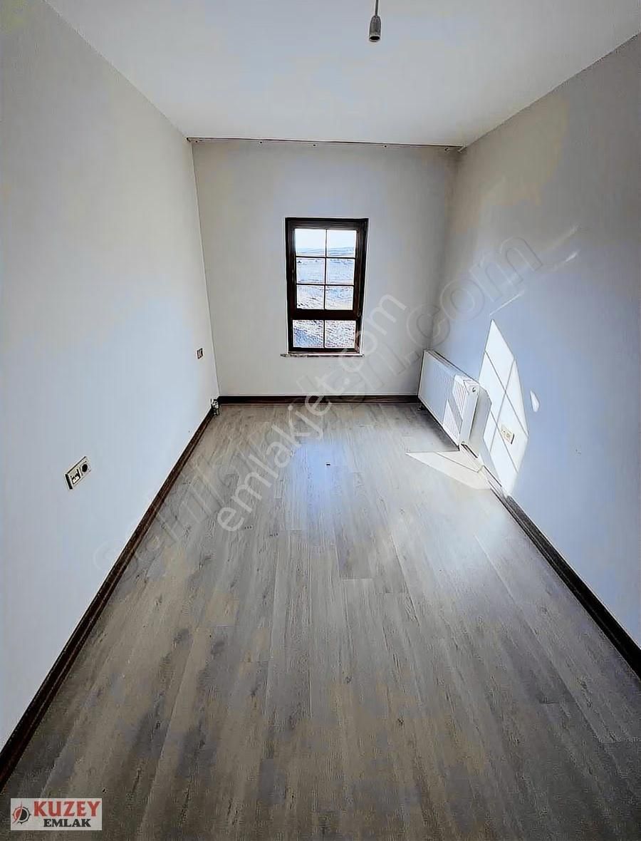 Kuzey Emlaktan Yakacık Tokide Kiralık Daire - Görsel 2