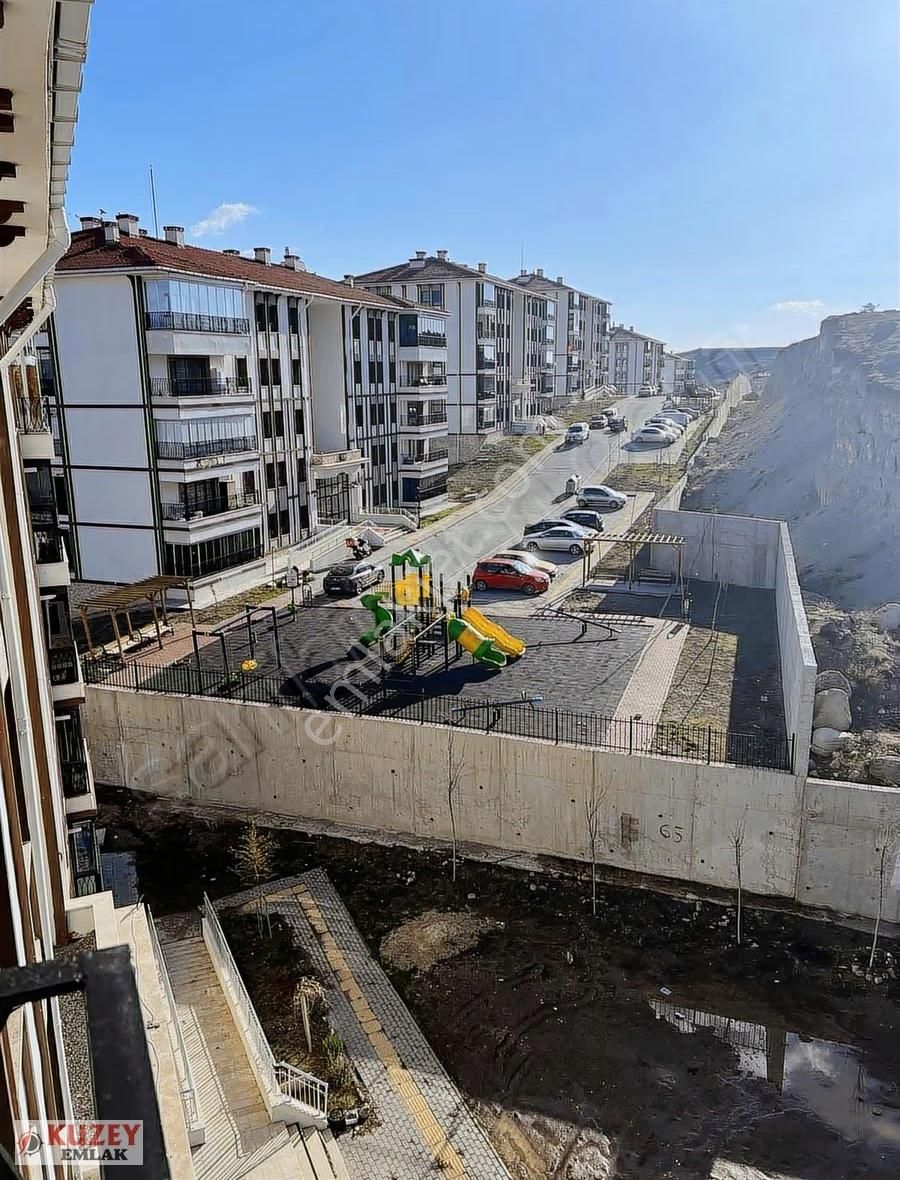 Kuzey Emlaktan Yakacık Tokide Kiralık Daire - Görsel 15