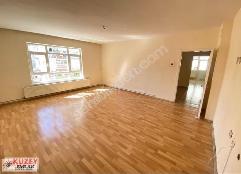 Kuzey Emlak'tan Metroya Yakın 3+1 Ara Kat Asansörlü & Otoparklı