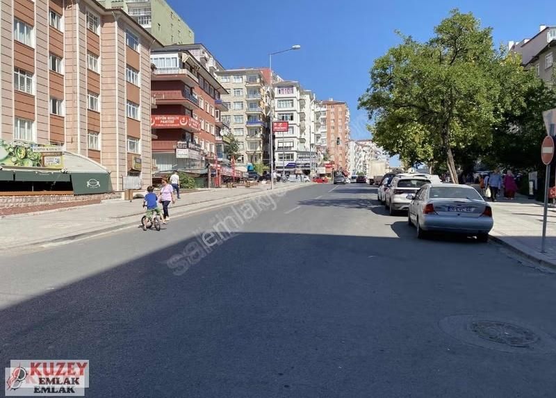 Kuzey Emlak'tan Metroya Yakın 3+1 Ara Kat Asansörlü & Otoparklı - Görsel 13