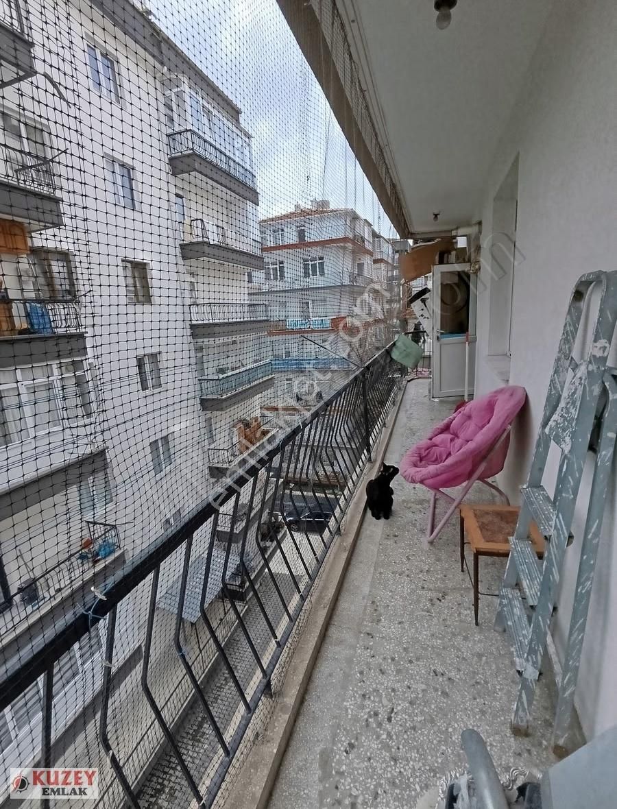 *kuzey Emlak'tan Metroya Yakın 3. Katta 3+1 Asansörlü Otoparklı* - Görsel 5