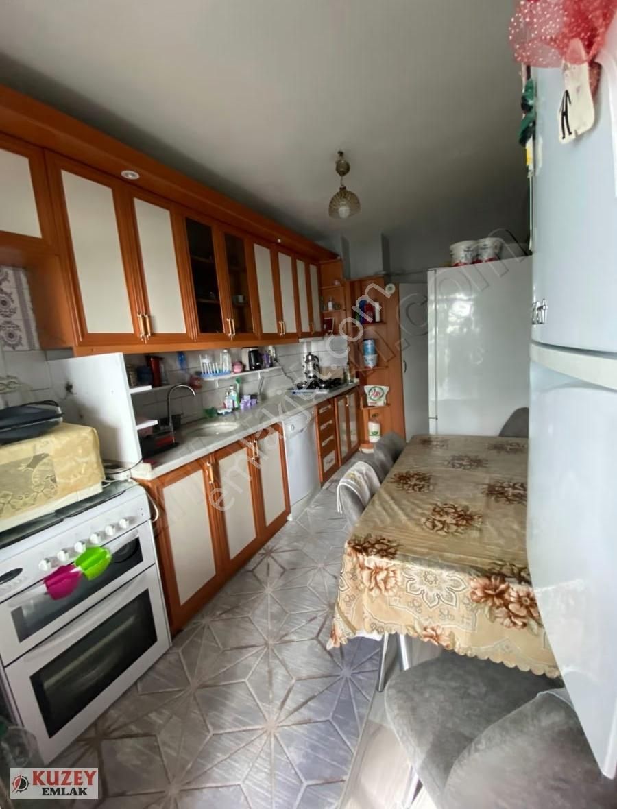 Kuzey Emlak'tan Hastane Metroya Yakın 1. Kat Ön Cephe 3+1 Daire - Görsel 16