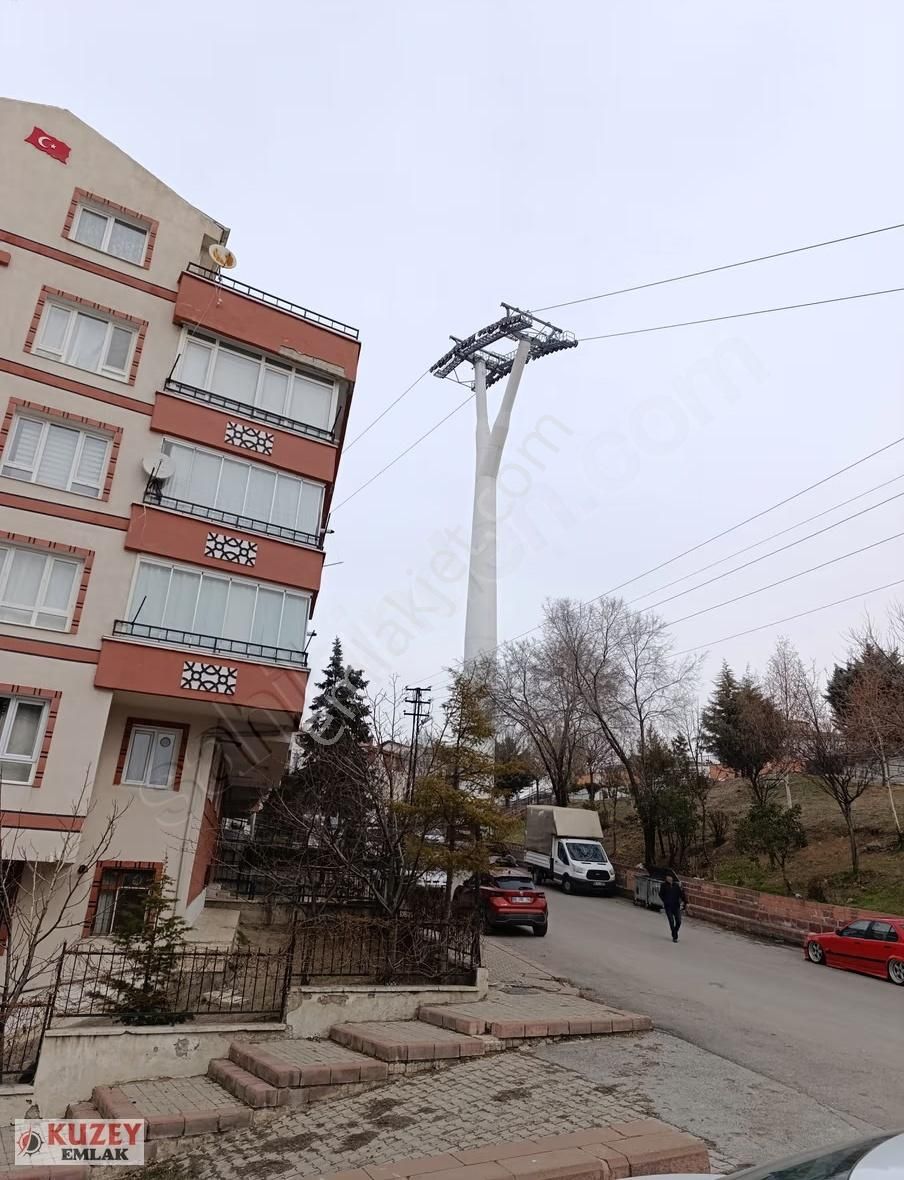 Kuzey Emlak'tan Ergenekon'da 1. Katta Masrafsız Manzaralı 3+1 - Görsel 10