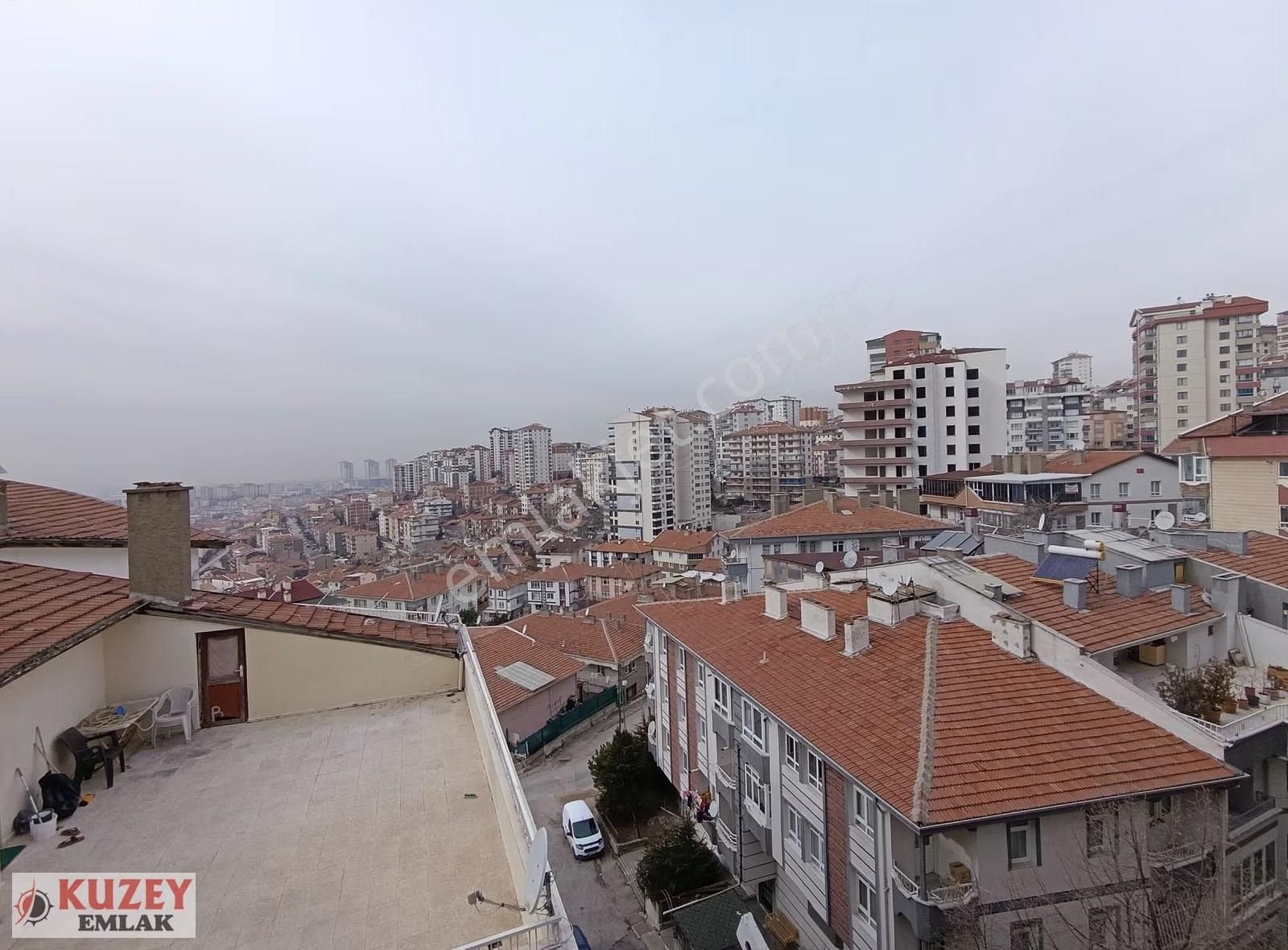 Kuzey Emlak'tan Ergenekon'da 1. Katta Masrafsız Manzaralı 3+1 - Görsel 20