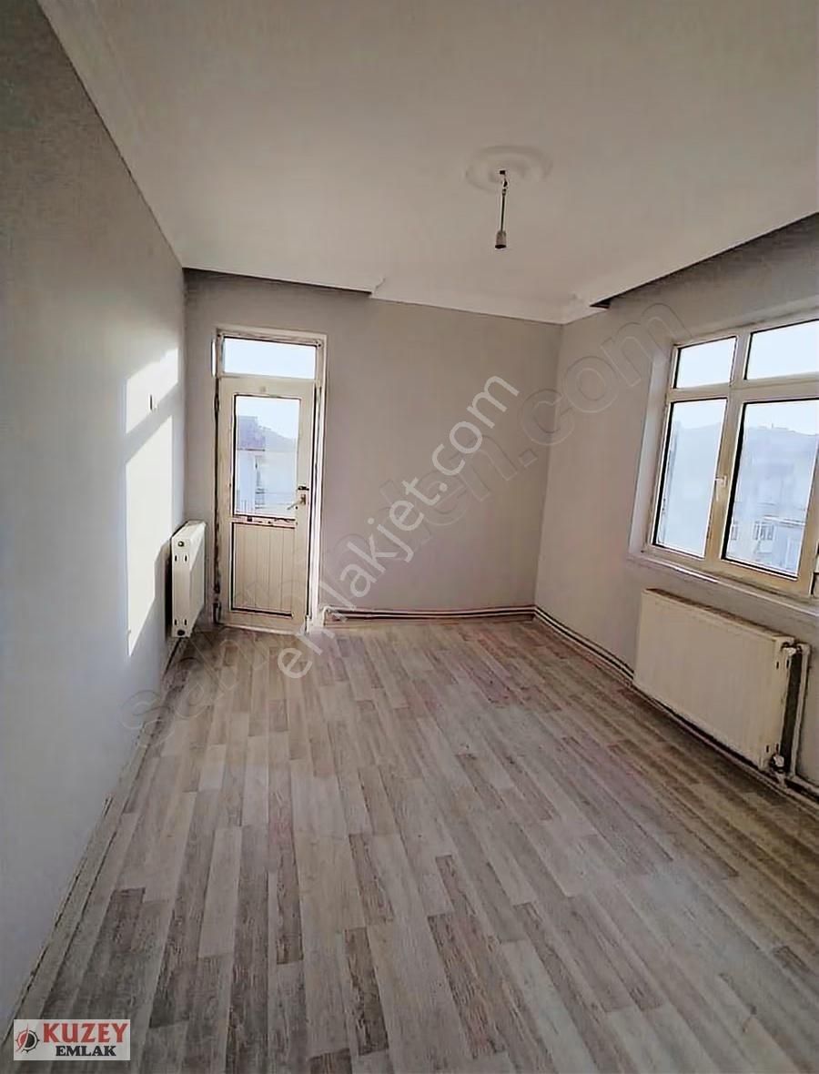 Kuzey Emlak'tan Metro Yakını 3+1 Boş Ön Cephe Satılık Daire - Görsel 2