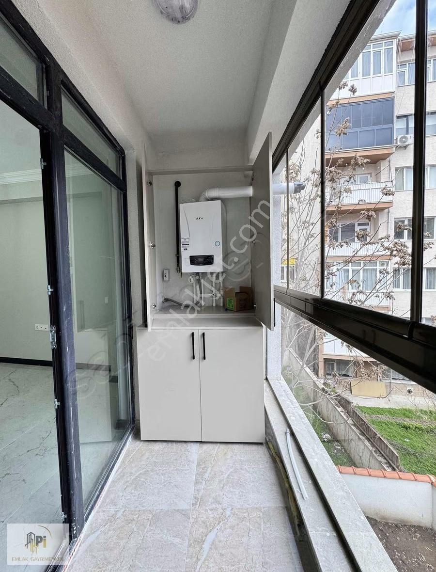 Pi Gayrimenkul`den Ķırmızıtoprak'ta Arakat Balkonlu 1+1 Daire - Görsel 24