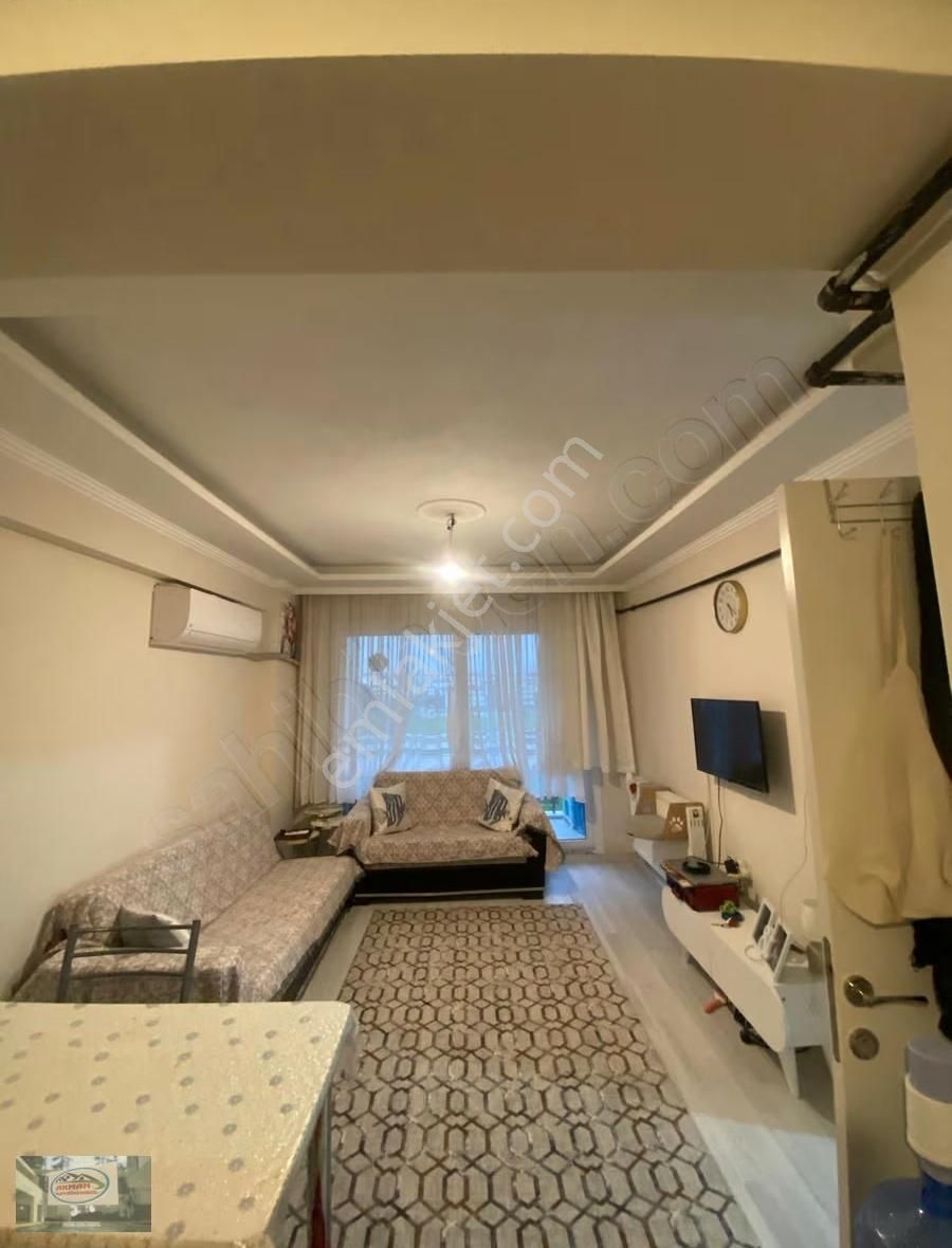Akman Gayrimenkul'den Muradiye'de Satılık 2+1 Daire