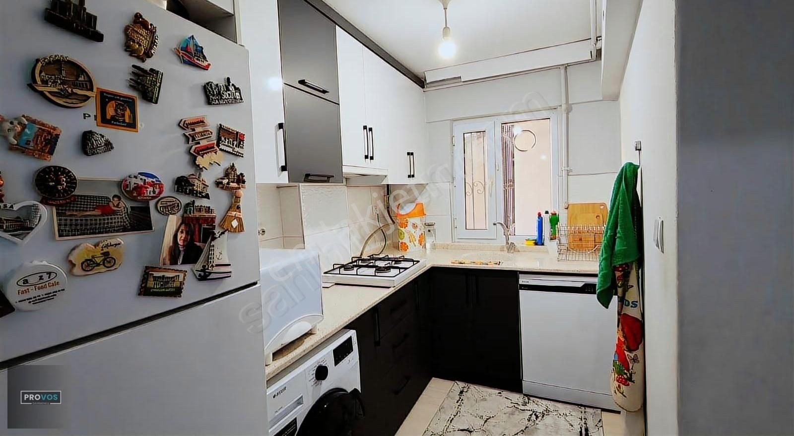 Provos Gayrimenkul, Yıldırım'ın Merkezinde İçi Yapılı 2+1 Daire