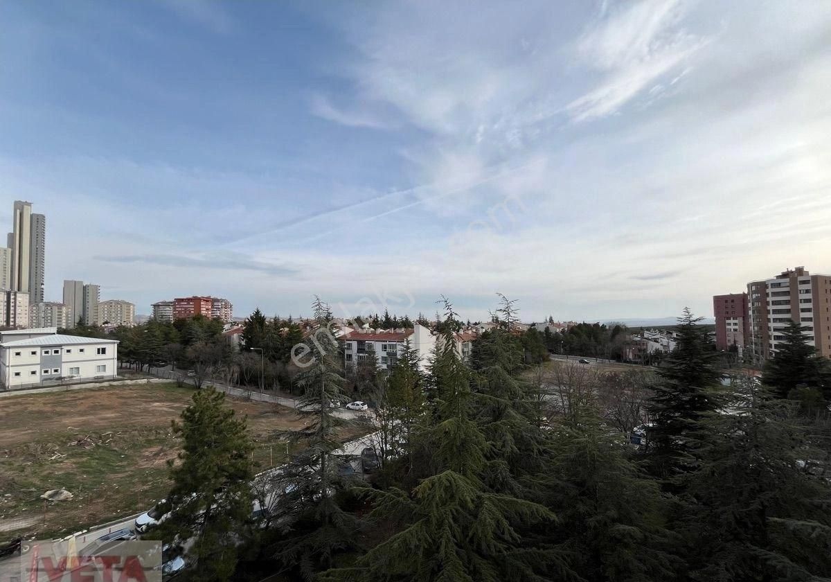 Oran’da Kiralık Konut 2+1 Net 74 M2, Göl Ve Orman Manzaralı - Görsel 20