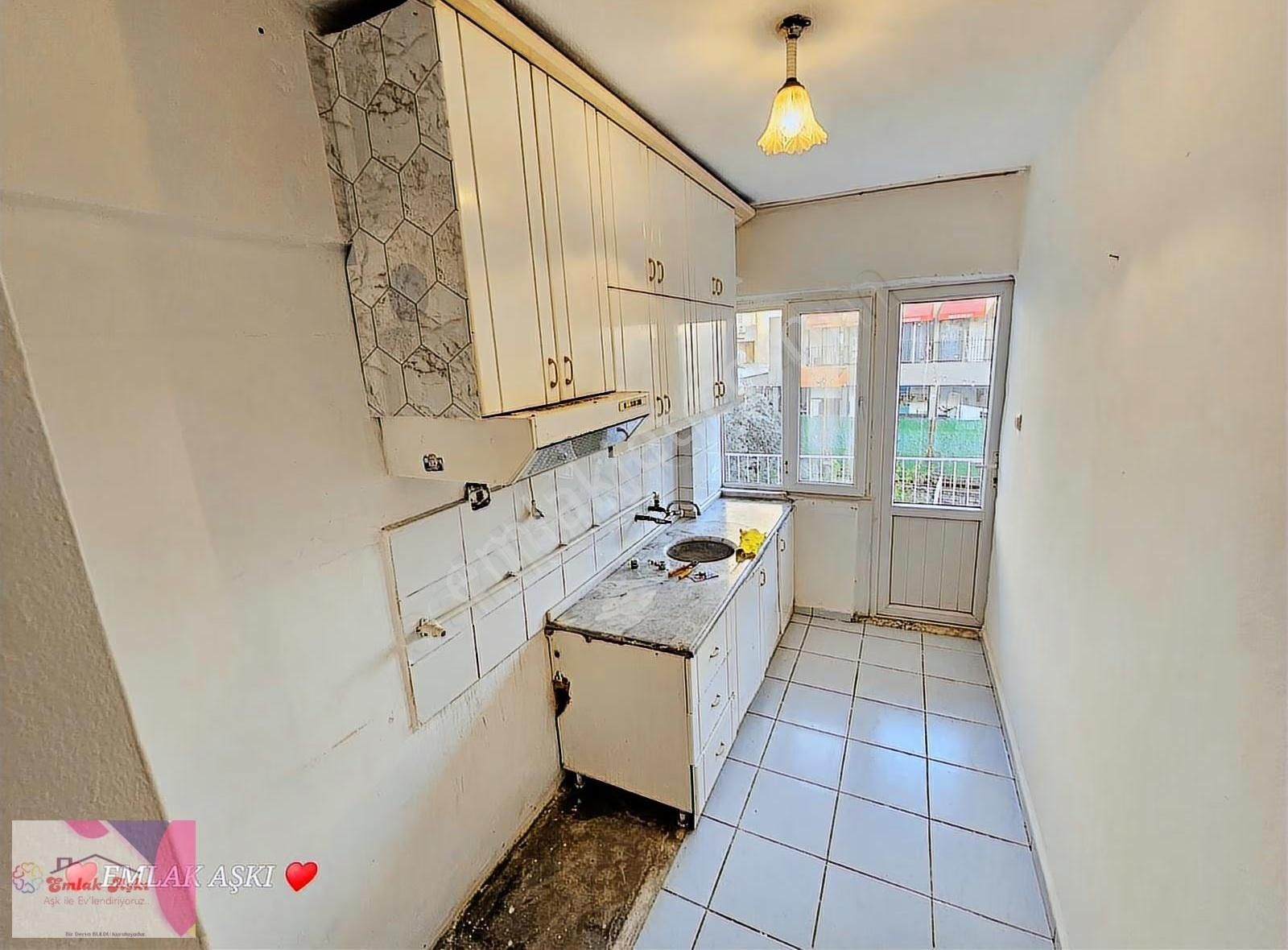 Emlak Aşkı Güvencesiyle Şehrin Merkezinde Acil Satılık - Görsel 21