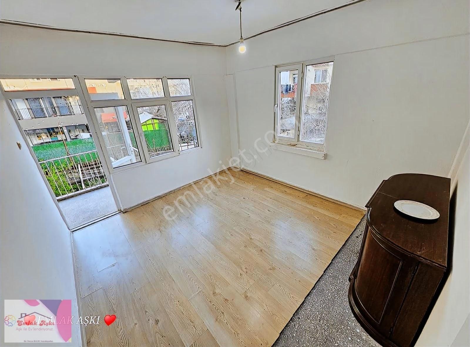 Emlak Aşkı Güvencesiyle Şehrin Merkezinde Acil Satılık - Görsel 12