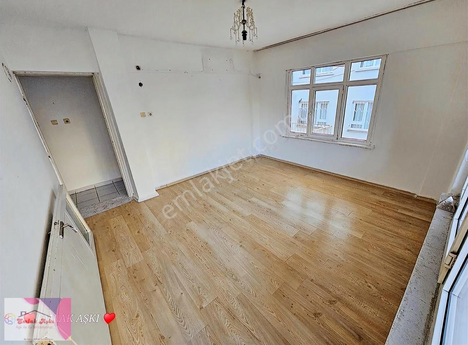 Emlak Aşkı Güvencesiyle Şehrin Merkezinde Acil Satılık - Görsel 16